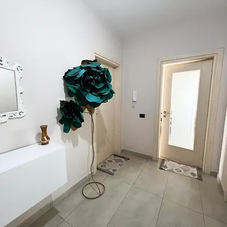 Apartment B2 *