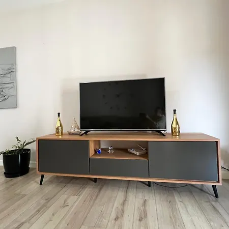 B2 * Tirana