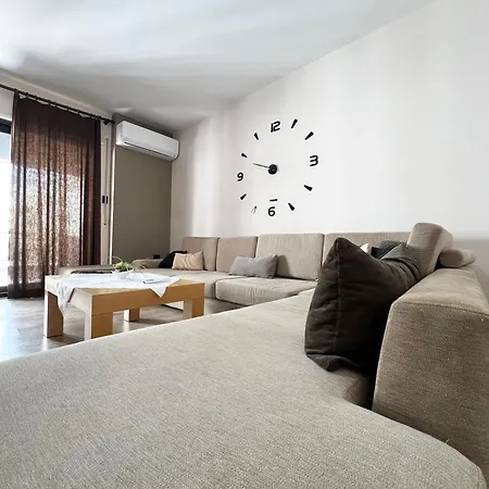 Apartment B2