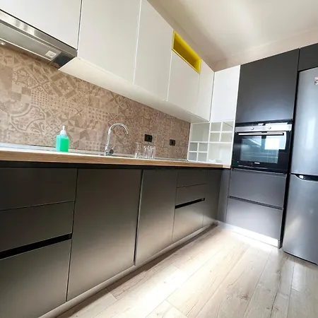 Apartament B2 Tirana